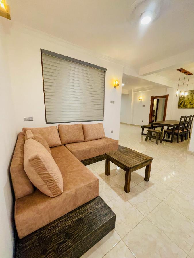 Rusty Bunk Villa แคนดี้ ภายนอก รูปภาพ